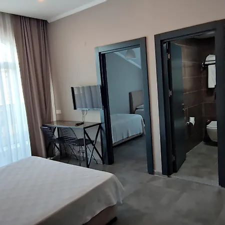 Апартаменты Lara Homes *